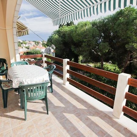 Apartments Stanko Sumartin Exterior photo