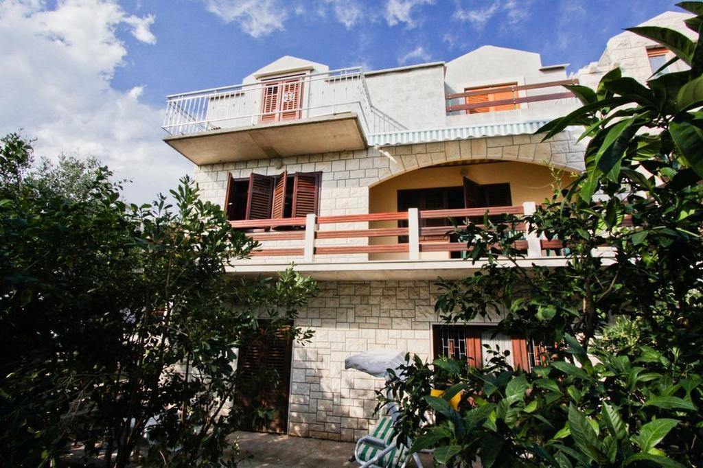 Apartments Stanko Sumartin Exterior photo