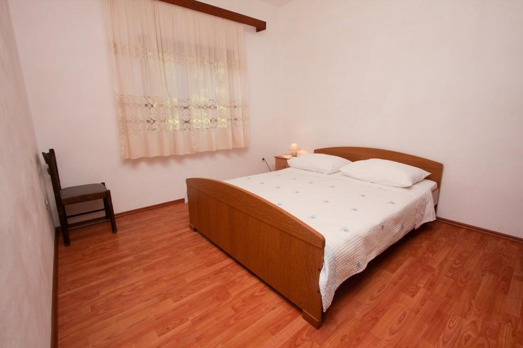Apartments Stanko Sumartin Exterior photo